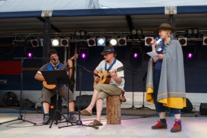 Valokuva: Risneyn iltaohjelma, Hansu, börje ja Jarmo